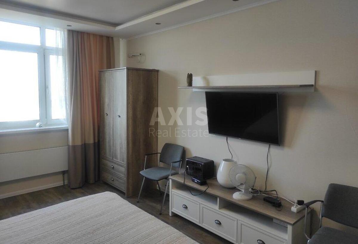 1k apartment nab. Dniprovs'ka 16Г