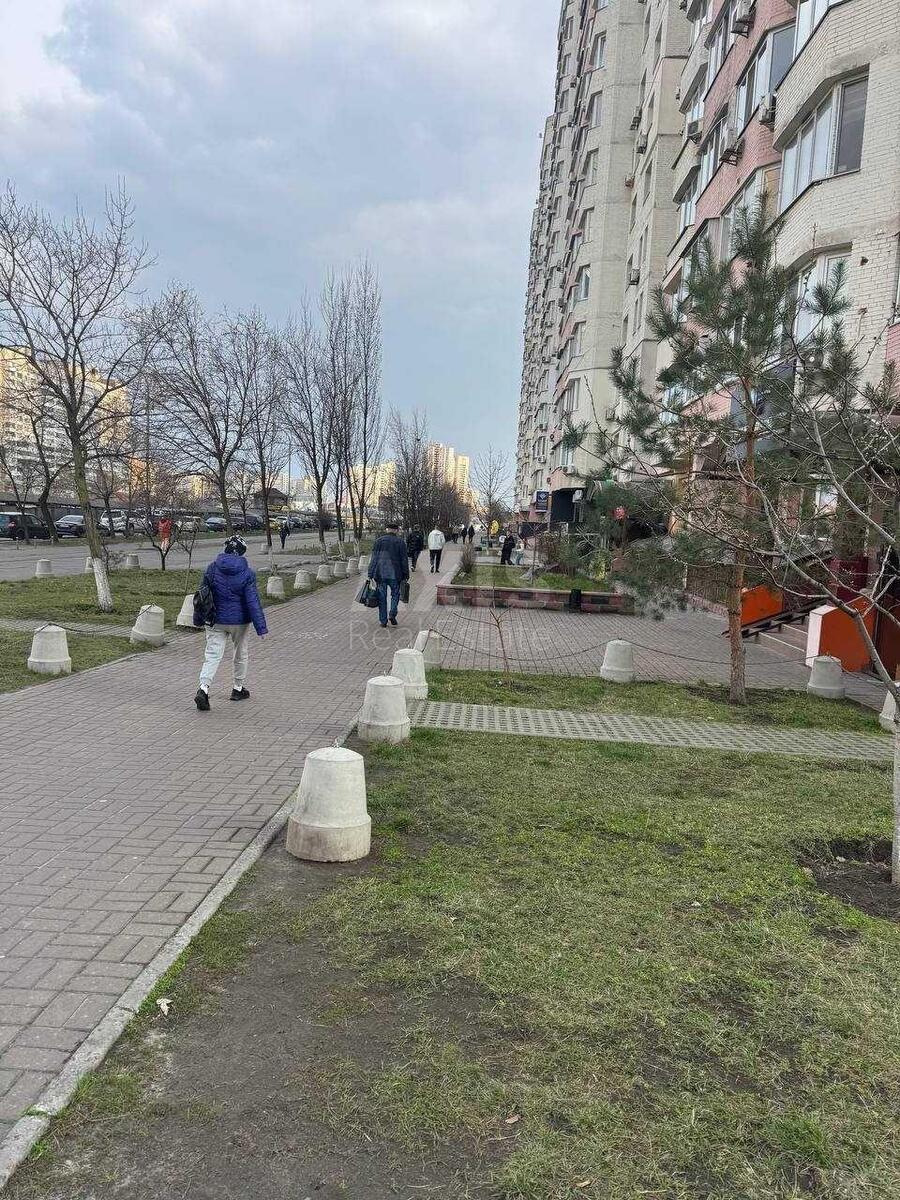 Объект торговли ул. Княжий Затон 2/30, 5м2634760