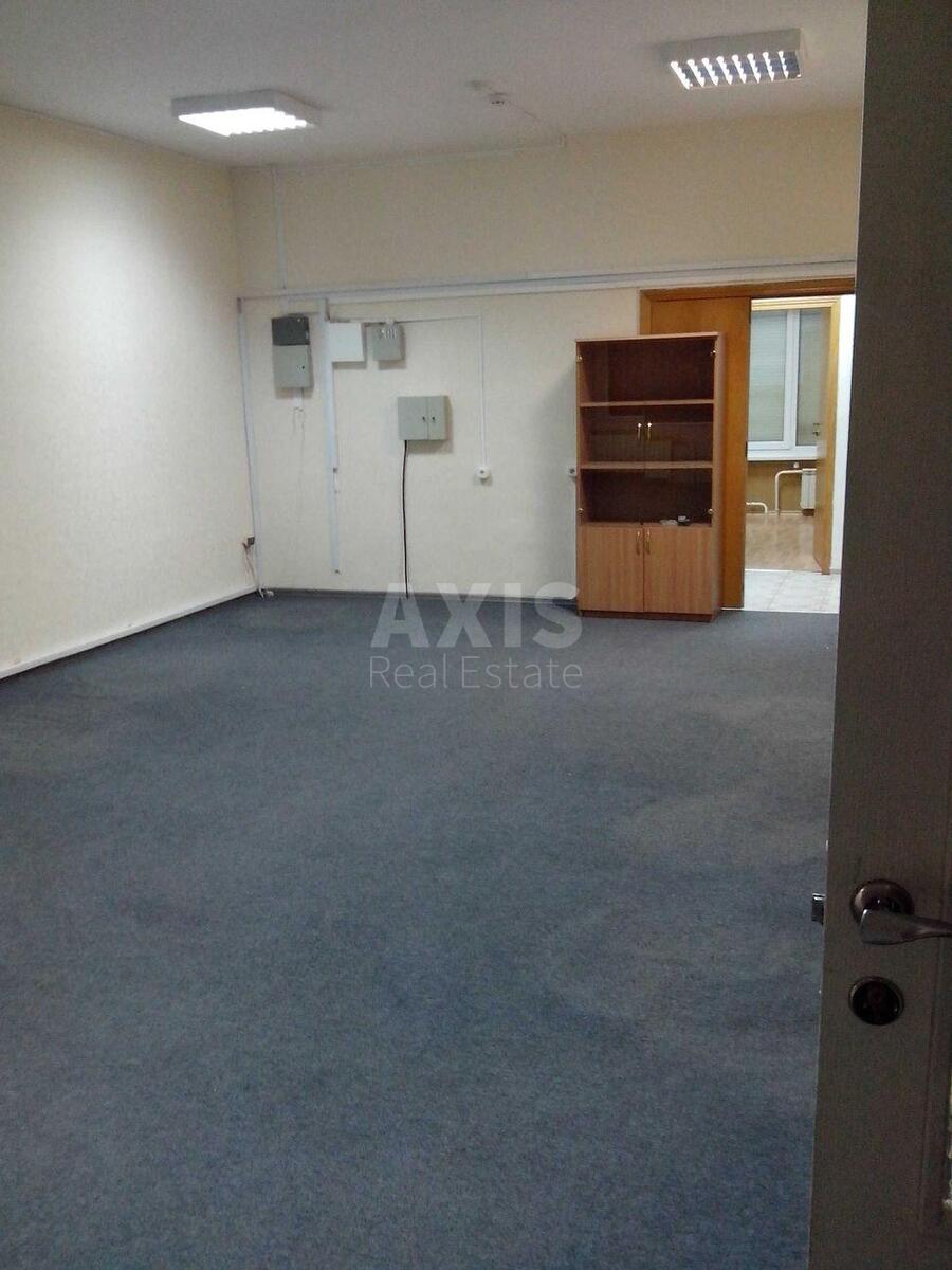 Office pr-t Bazhana Mykoly 30, 202m28