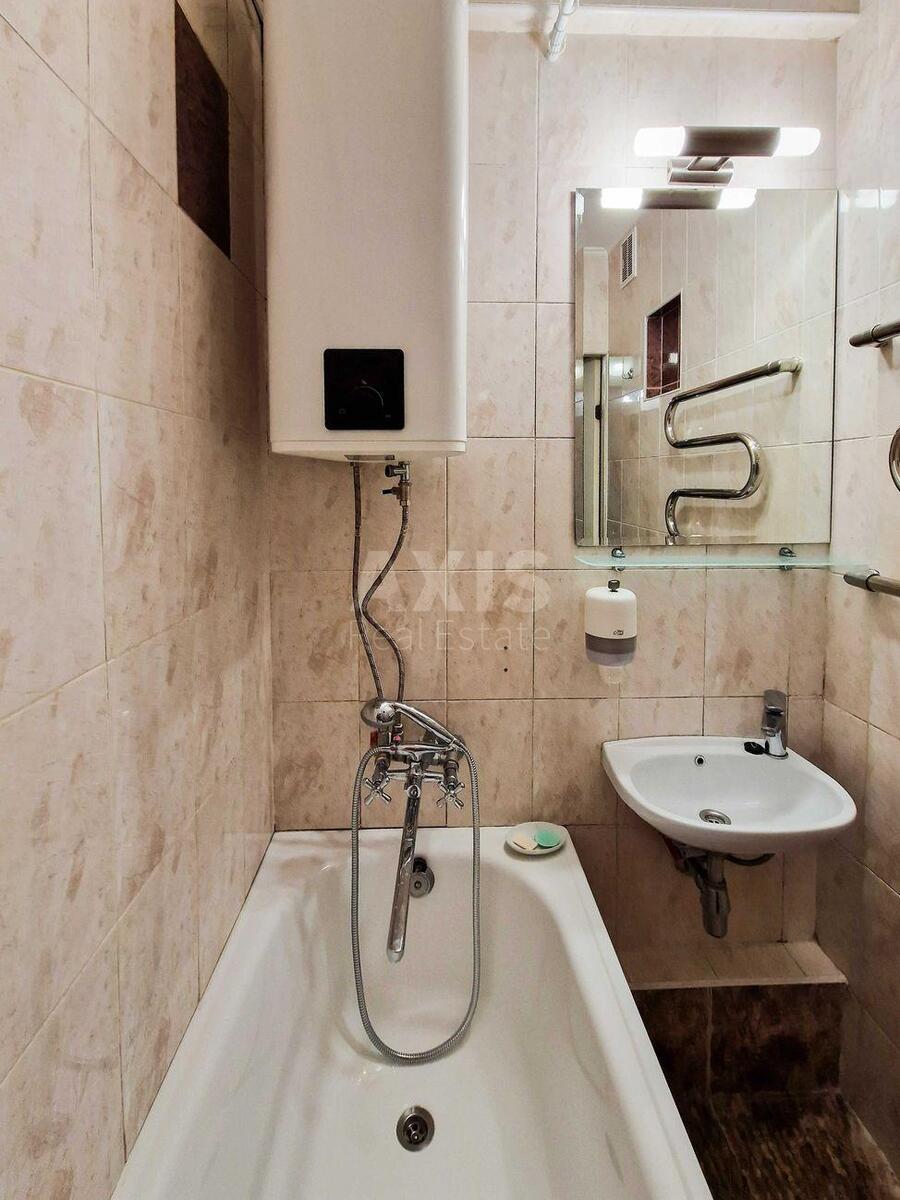 2k apartment vul. Antonovycha 97629258