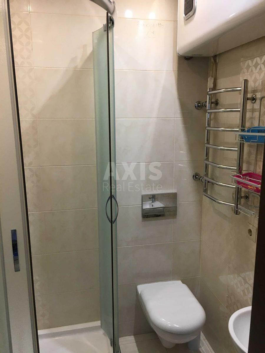 2k apartment vul. Lobanovs'kogo 4Г6