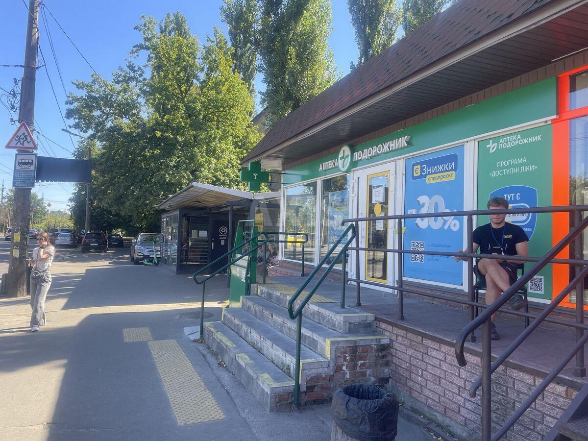 Объект торговли ул. Стеценко 5, 60м2590100