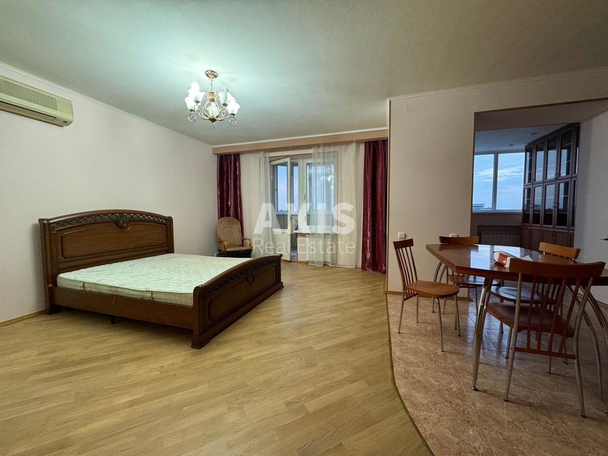 1k apartment vul. Velyka Vasyl'kivs'ka 182