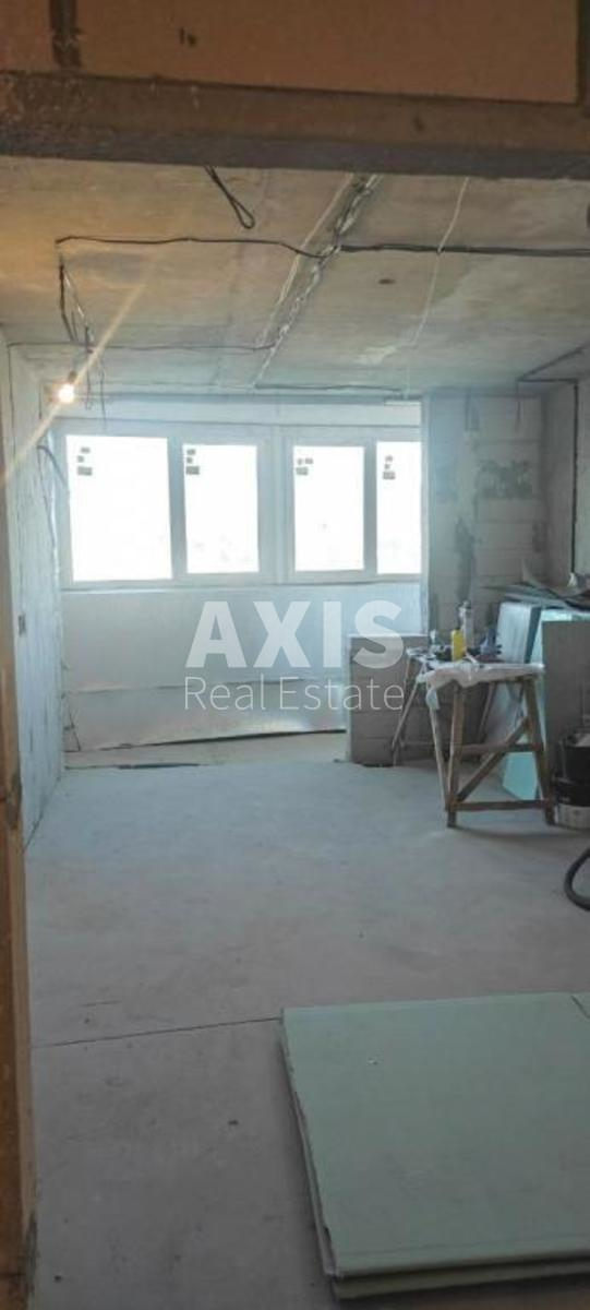 1k apartment vul. Obuhivs'ka 1371