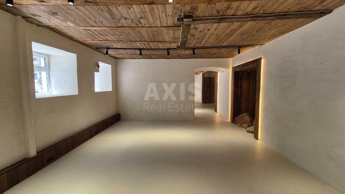 Office vul. Kudrjavs'ka 16, 250m2560777