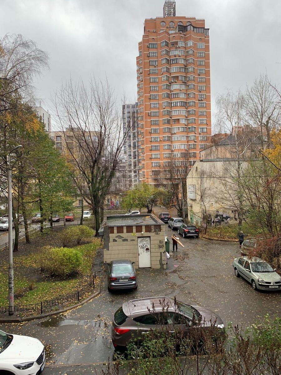 3k apartment vul. Bul'varno-Kudrjavs'ka 7Б4