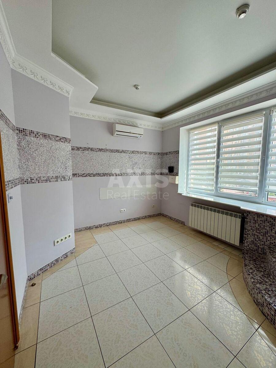 Office pr-t Geroi'v Stalingrada 2Г, 237m26