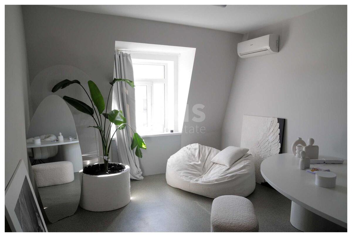 Office vul. Spas'ka 27/16, 90m22