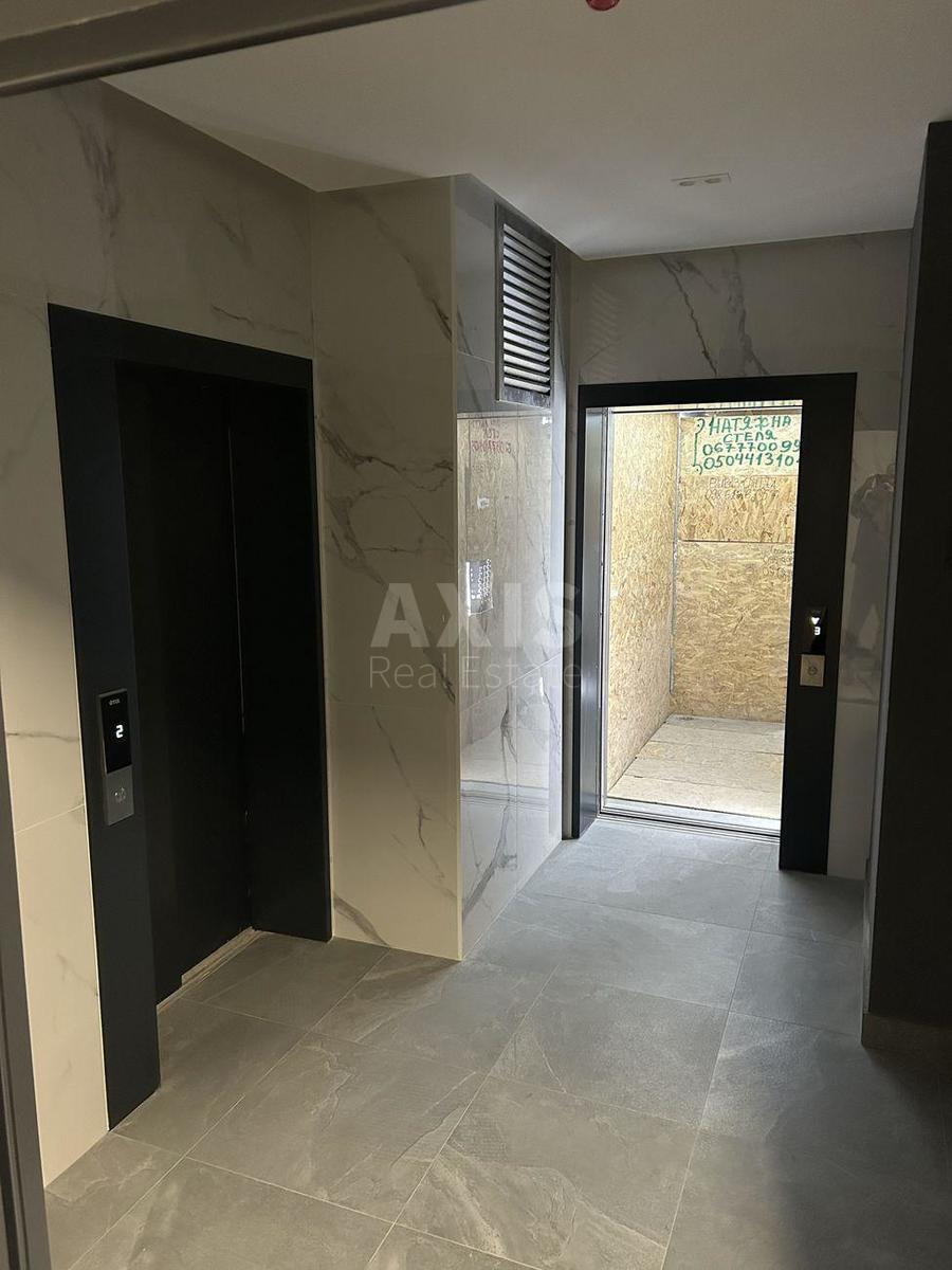 4к квартира ул. Кудряшова 8/10450795