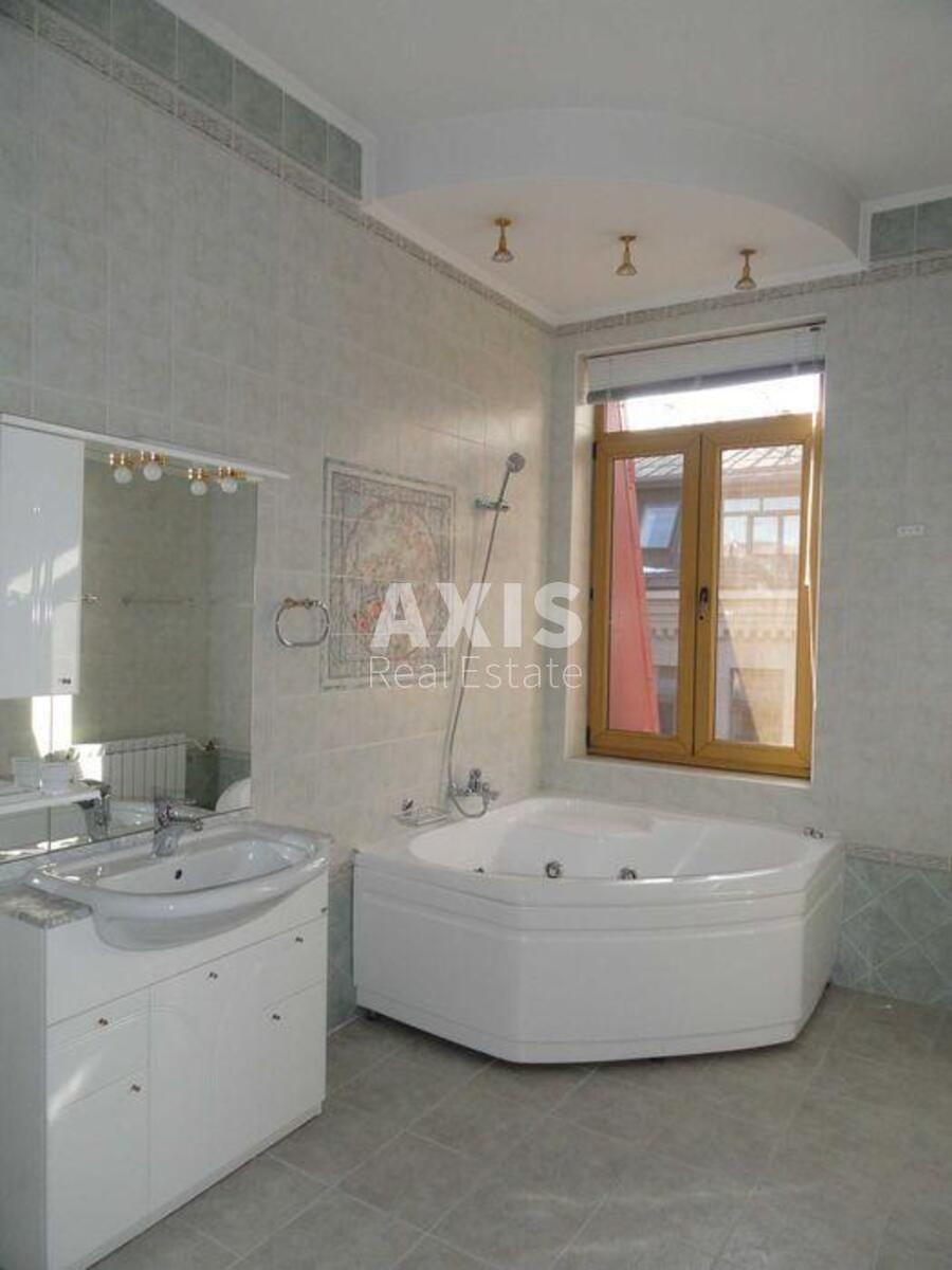 4k apartment vul. Jaroslaviv Val 14в2