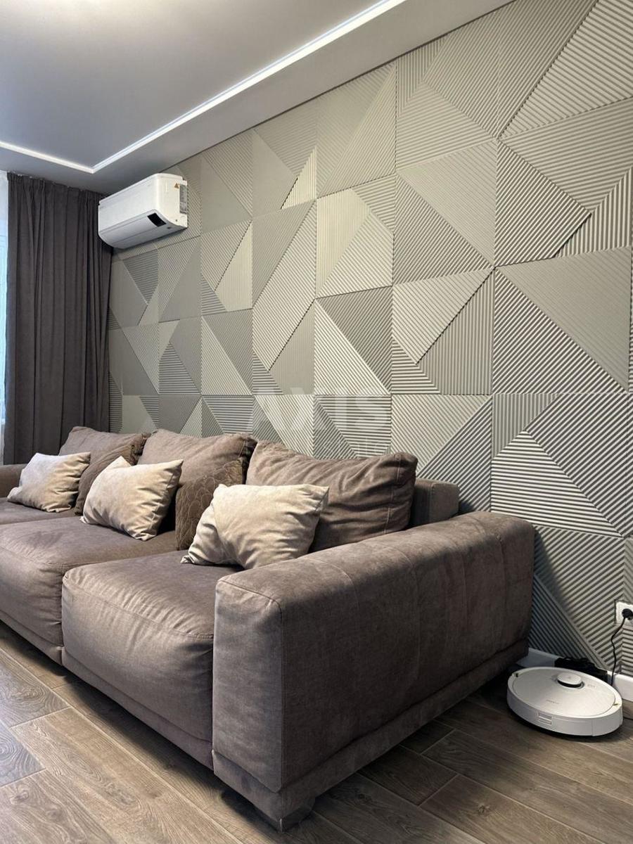 3k apartment vul. Ahmatovoi' Anny 430
