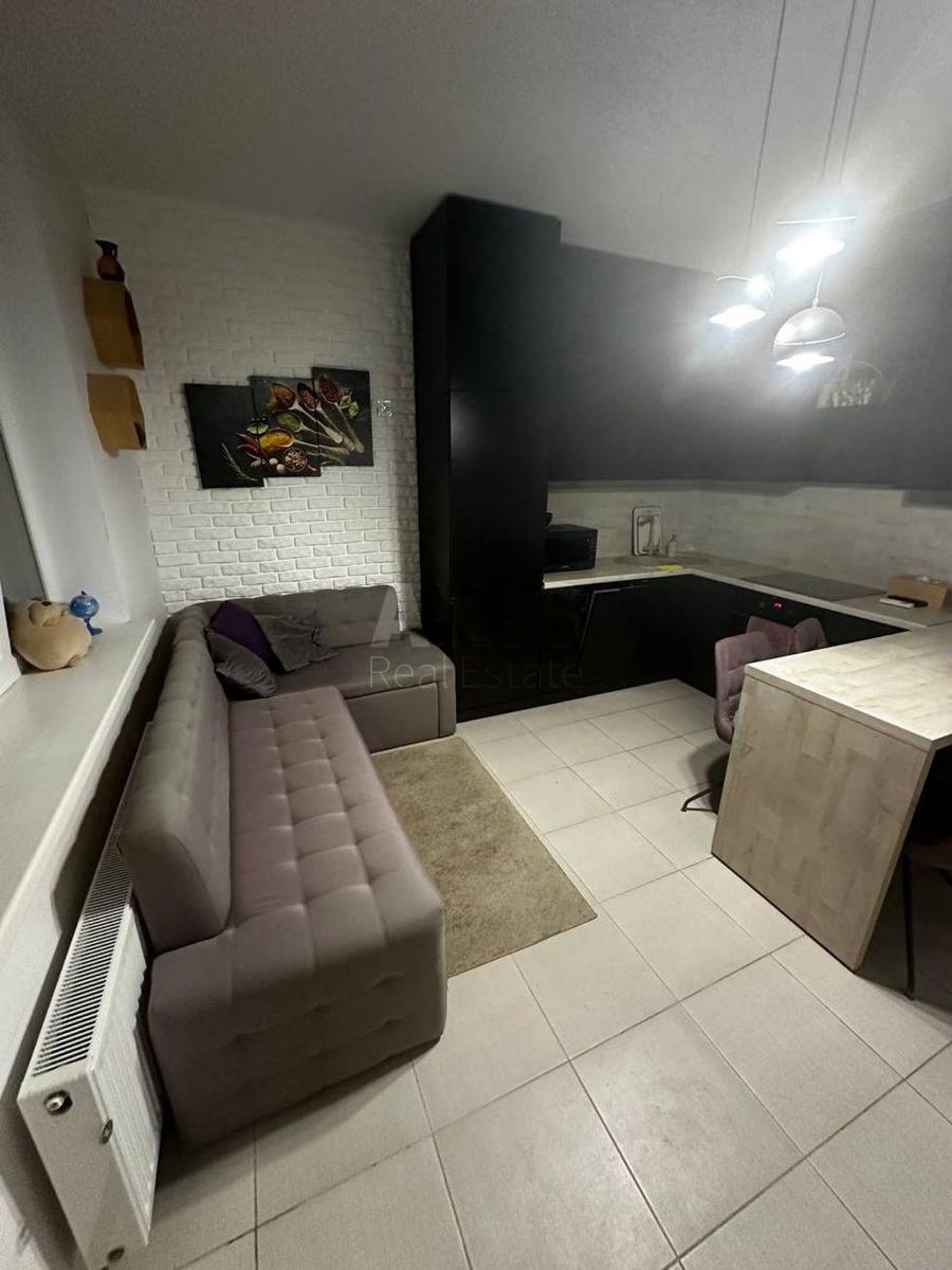 2k apartment vul. Petra Kalnyshevs'kogo 60