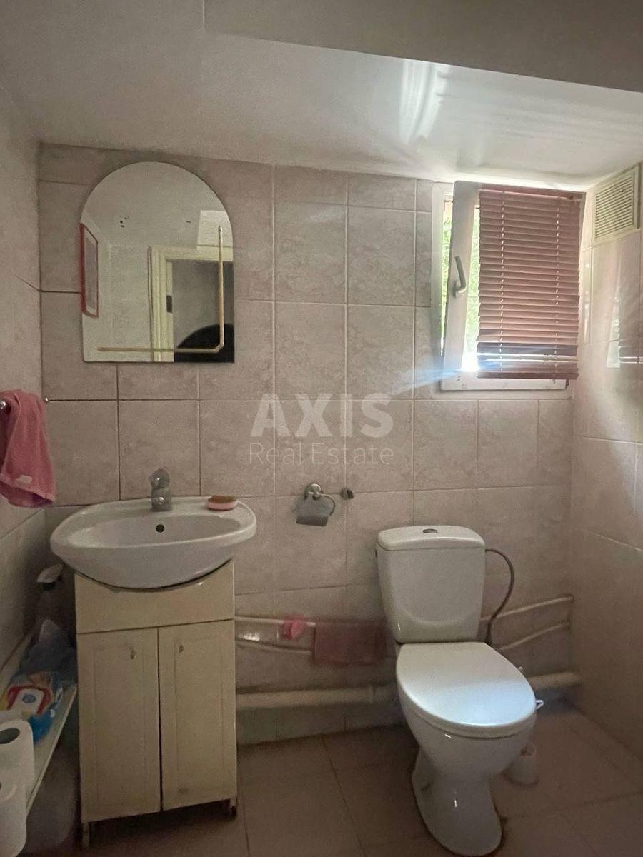 Объект торговли ул. Автозаводская 43, 113м24