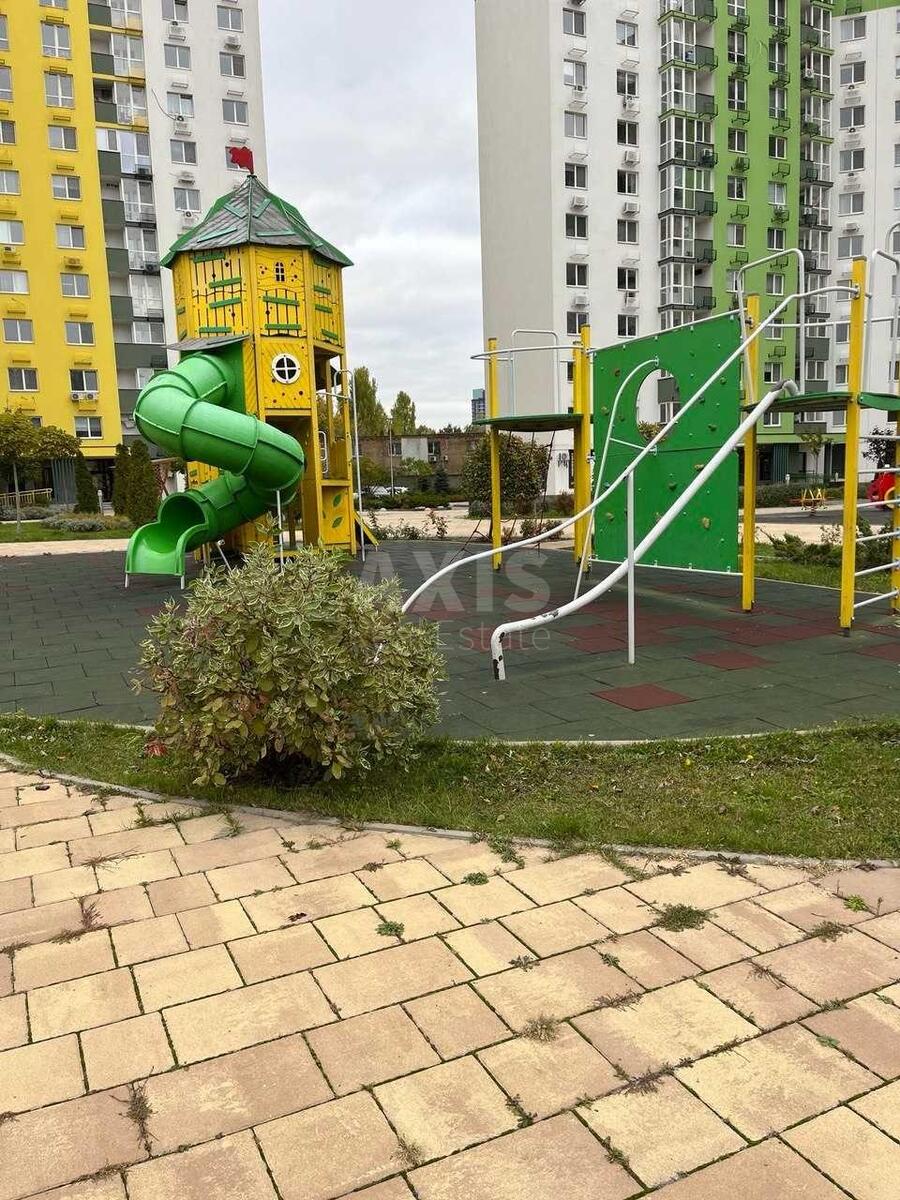 3k apartment vul. Grechka Marshala 10Б571630