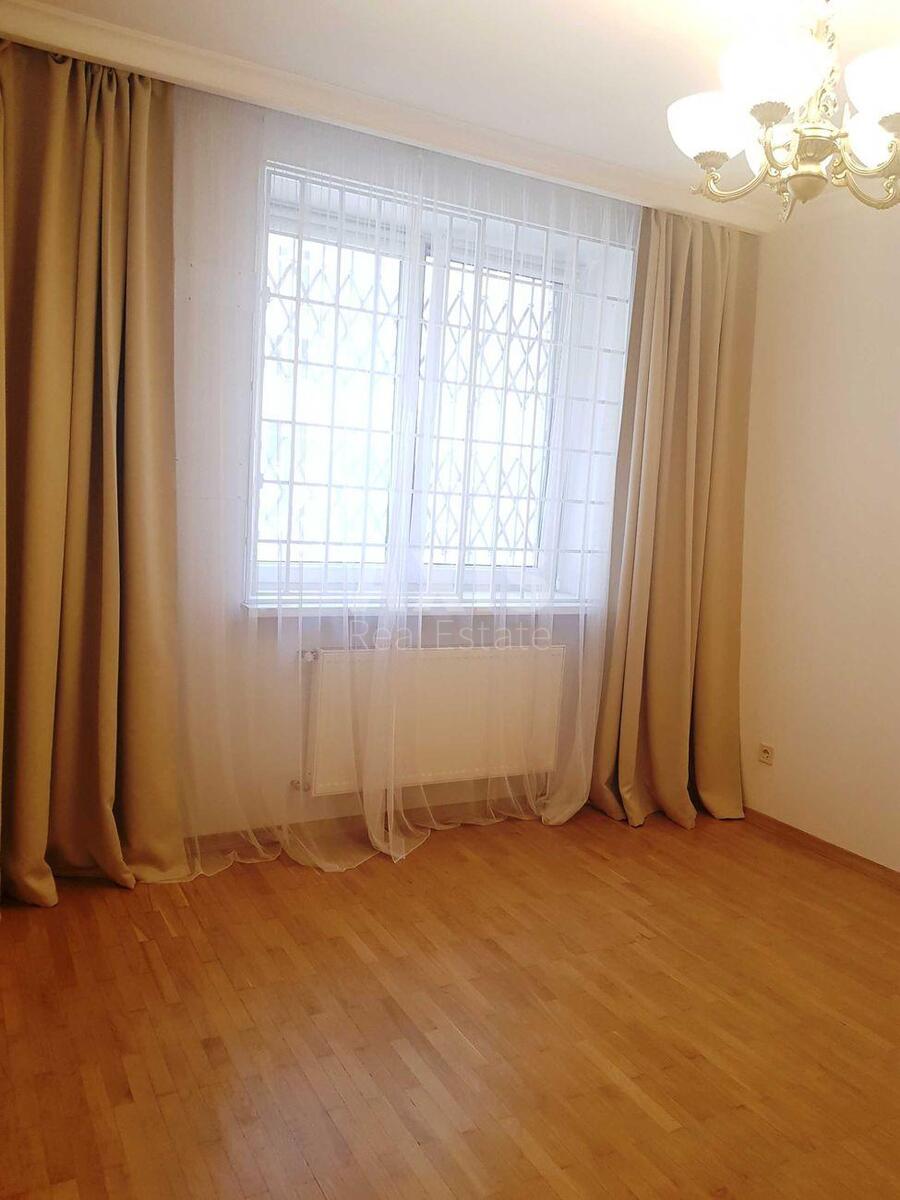 3k apartment vul. Turgenjevs'ka 45/494