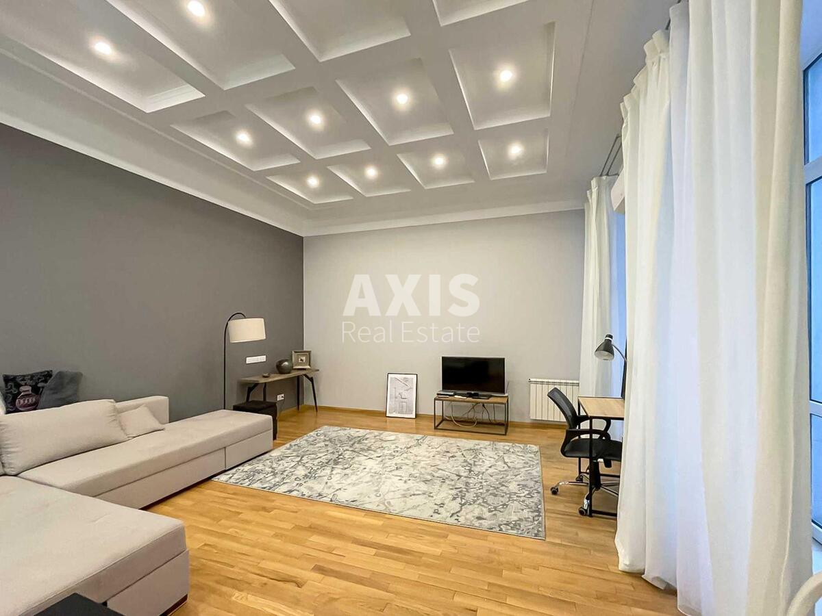 3k apartment vul. Mala Zhytomyrs'ka 52