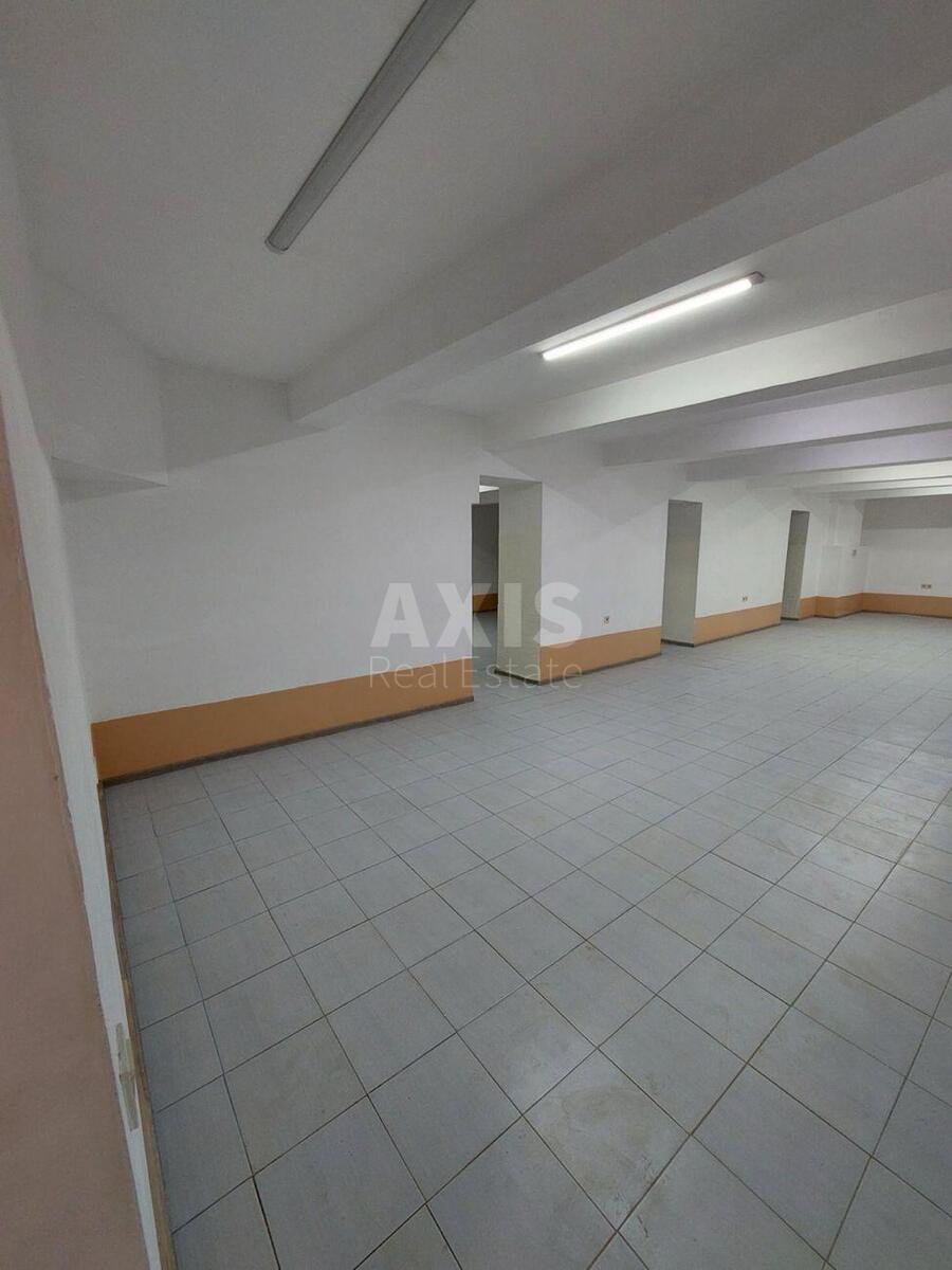 Trade object bul. Lepse Ivana 67, 235m2613696