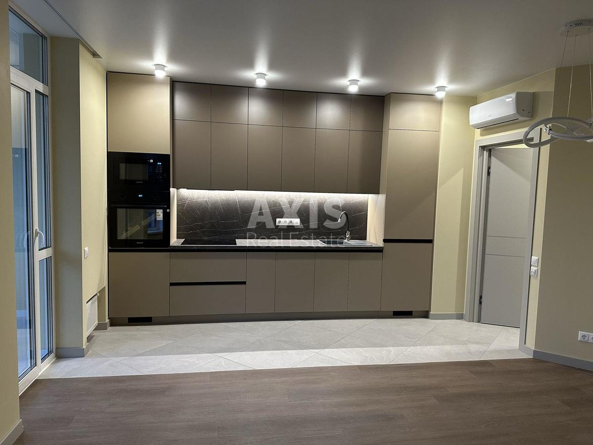 1k apartment vul. Rodyny Kistjakivs'kyh 2А