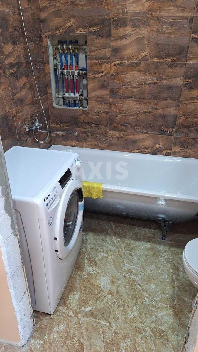 1k apartment vul. Pan'kivs'ka 20/8210