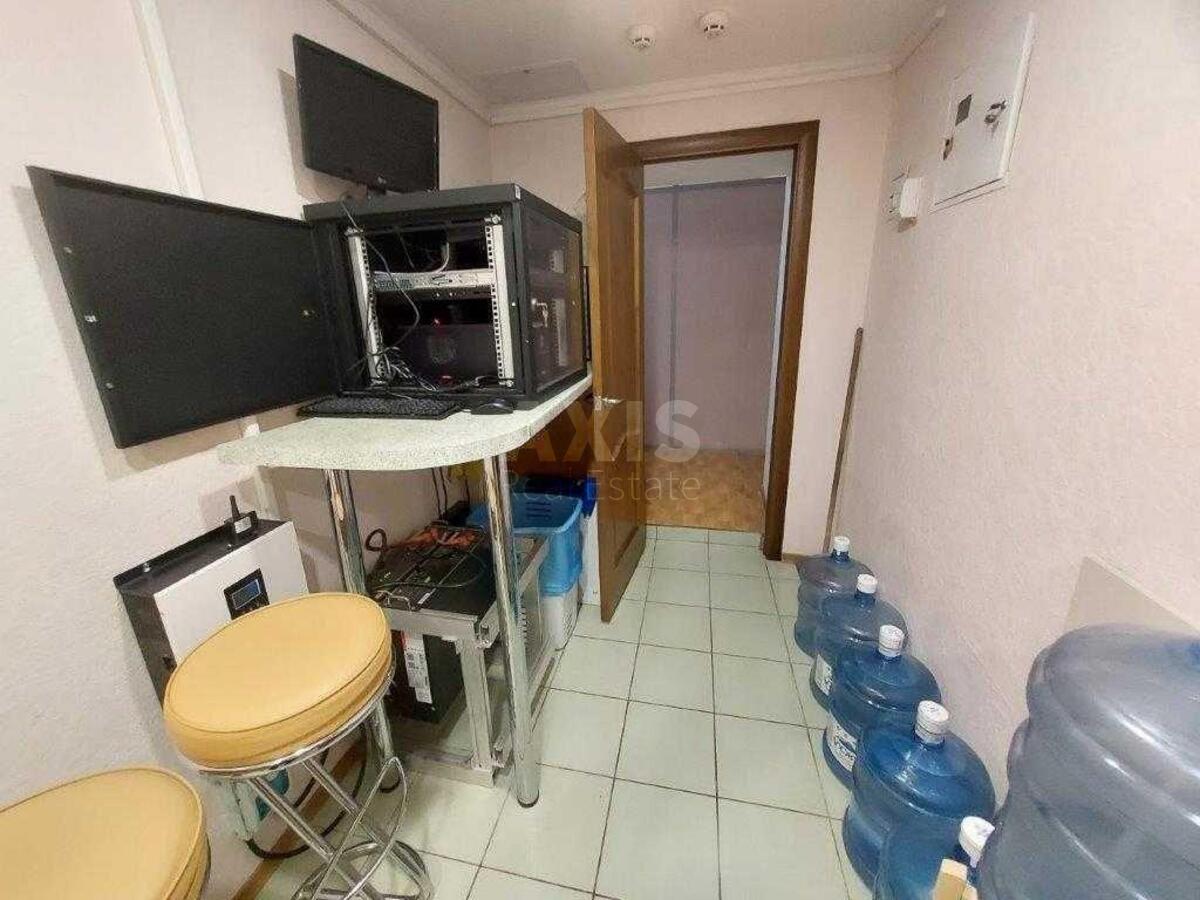 Office vul. Jaroslavs'ka 11, 85m2612125