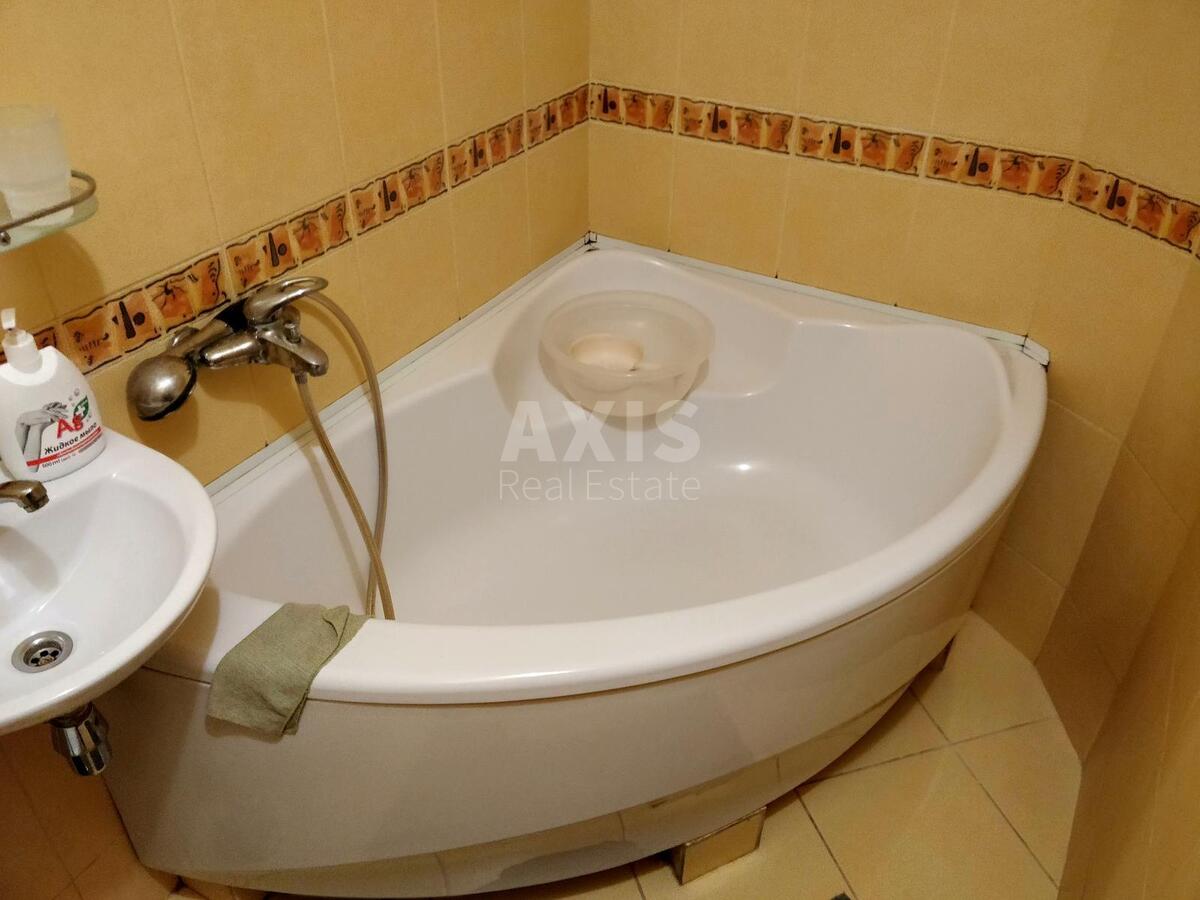 2к квартира ул. Новогоспитальная 56264111