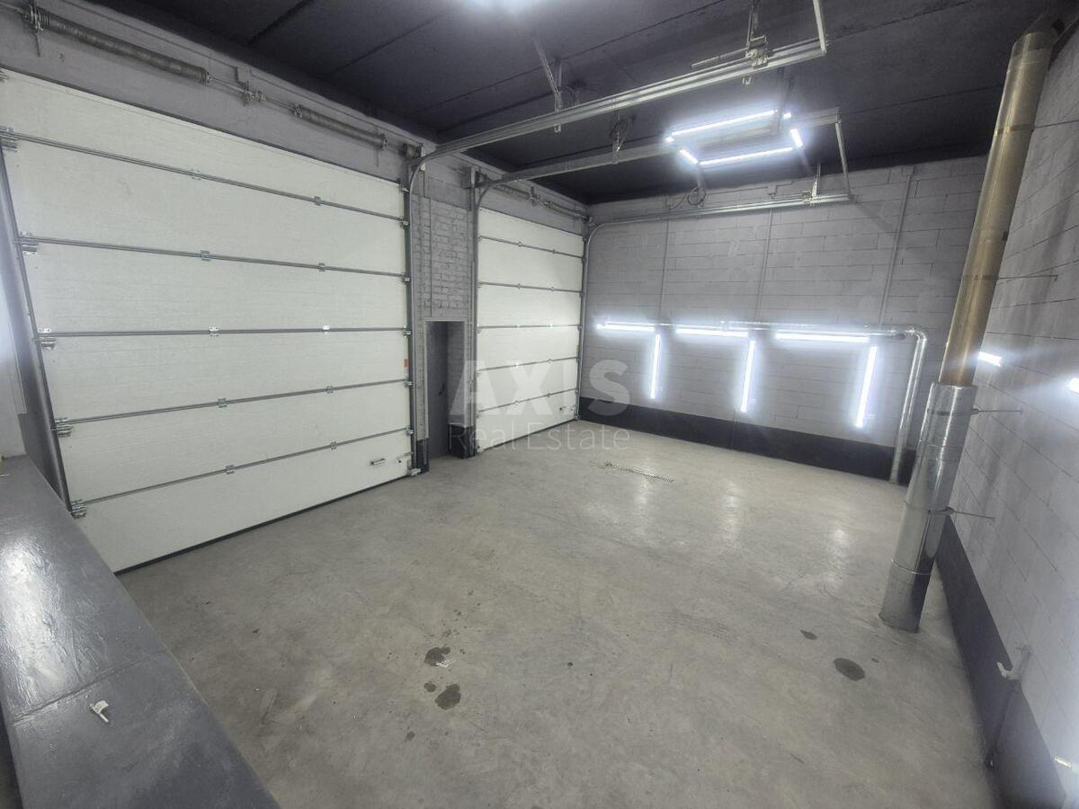 Service object dor. Velyka Kil'ceva 4, 280m2625160