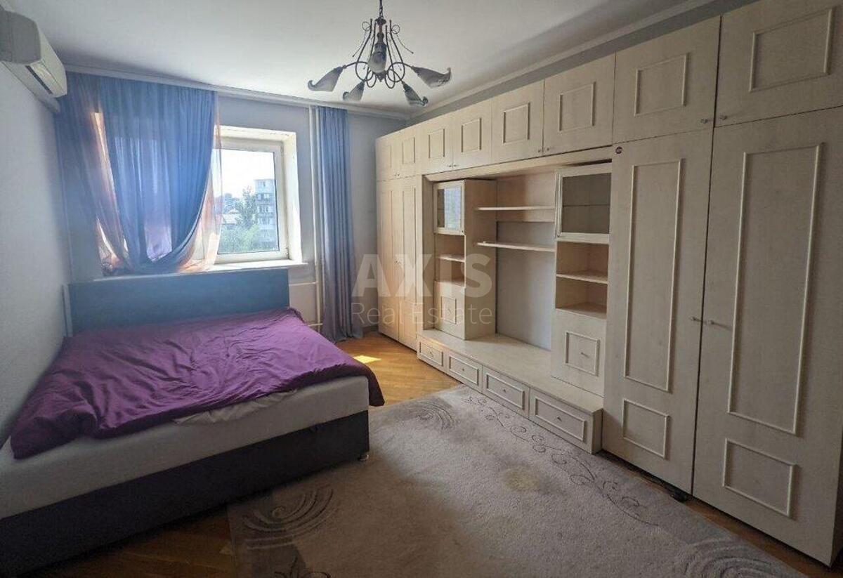 4k apartment bul. Verhovnoi' Rady 21А5