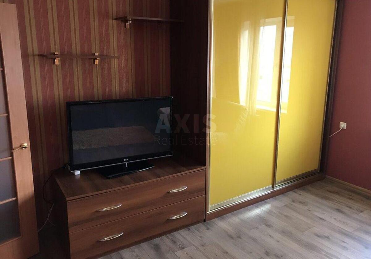 1k apartment vul. Dekabrystiv 12/37573392