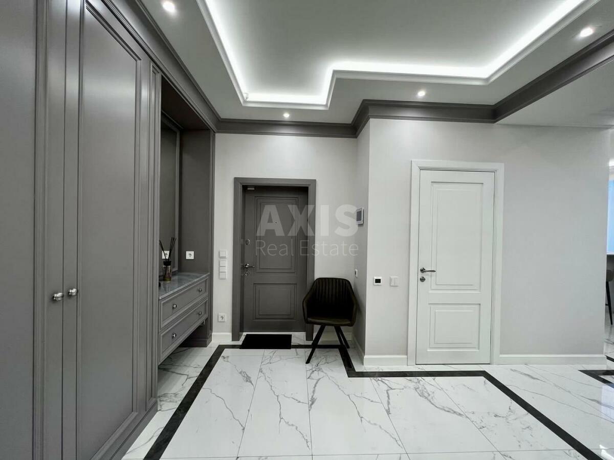 3k apartment vul. Dragomyrova Myhajla 143