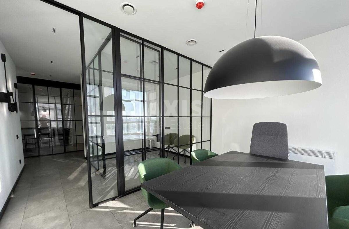 Office uzv. Klovs'kyj 7, 133m20