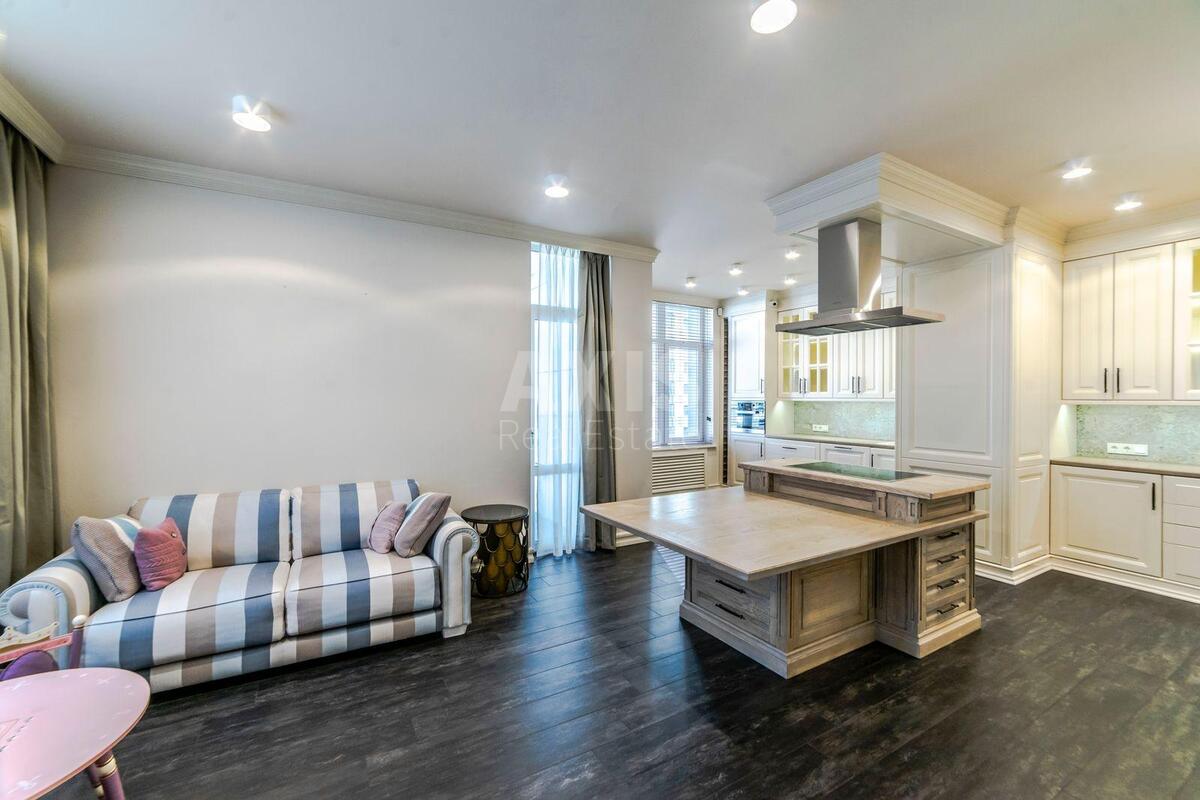 6k apartment vul. Dragomyrova Myhajla 16Б7