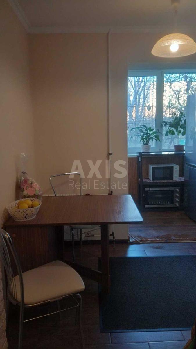 1k apartment vul. Miljutenka 5А2