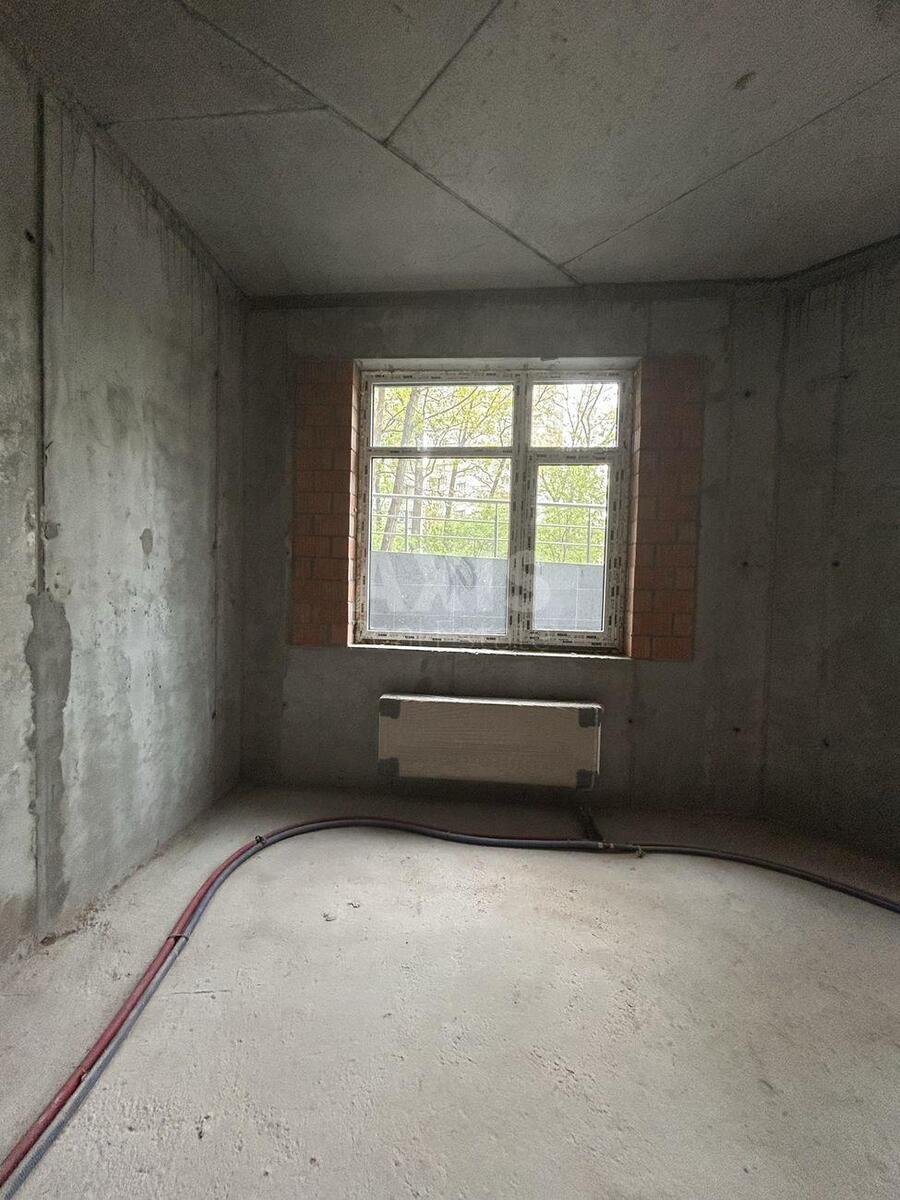 Trade object vul. Zhyvopysna 3, 126m22