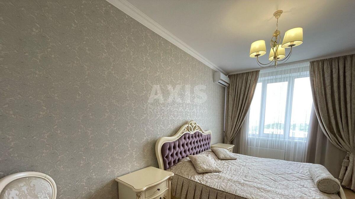 2k apartment vul. Bakyns'ka 37Д4