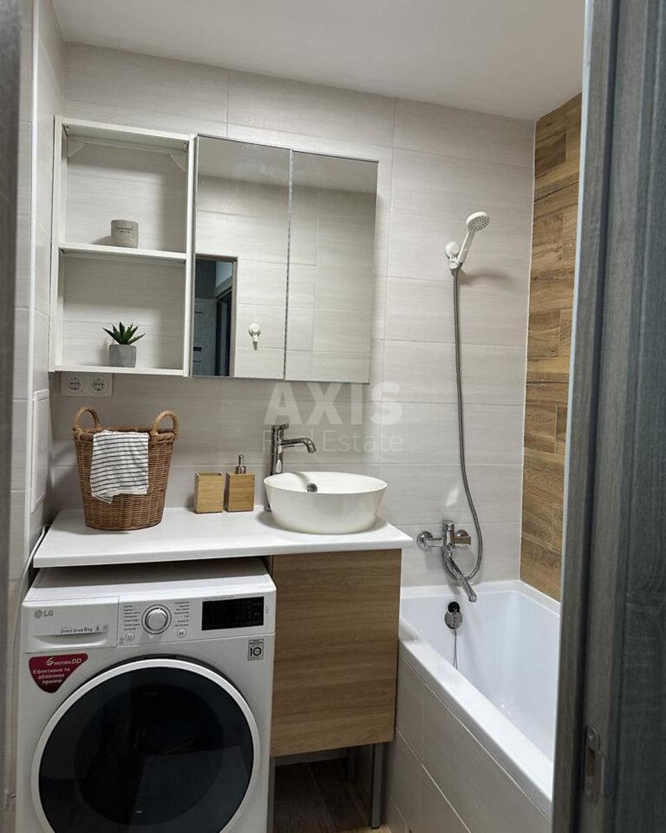 1k apartment vul. Verbyc'kogo Arhitektora 17В0