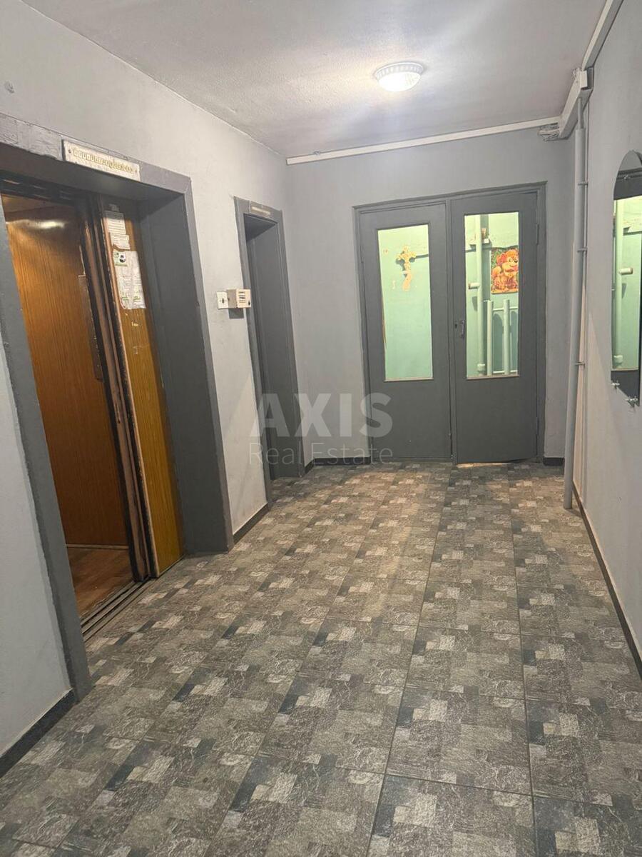 3k apartment vul. Geroi'v Dnipra 3818