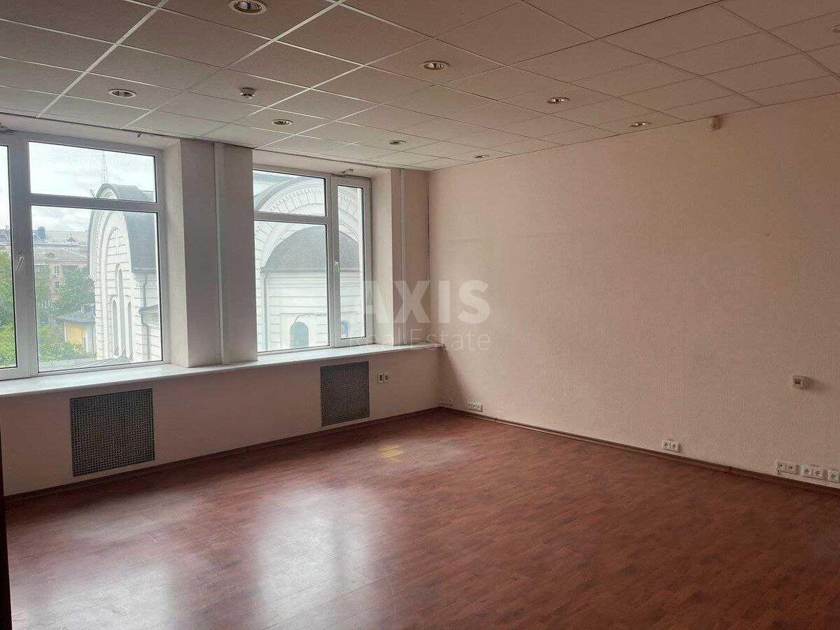 Office vul. Pochajnyns'ka 38, 1630m2588101