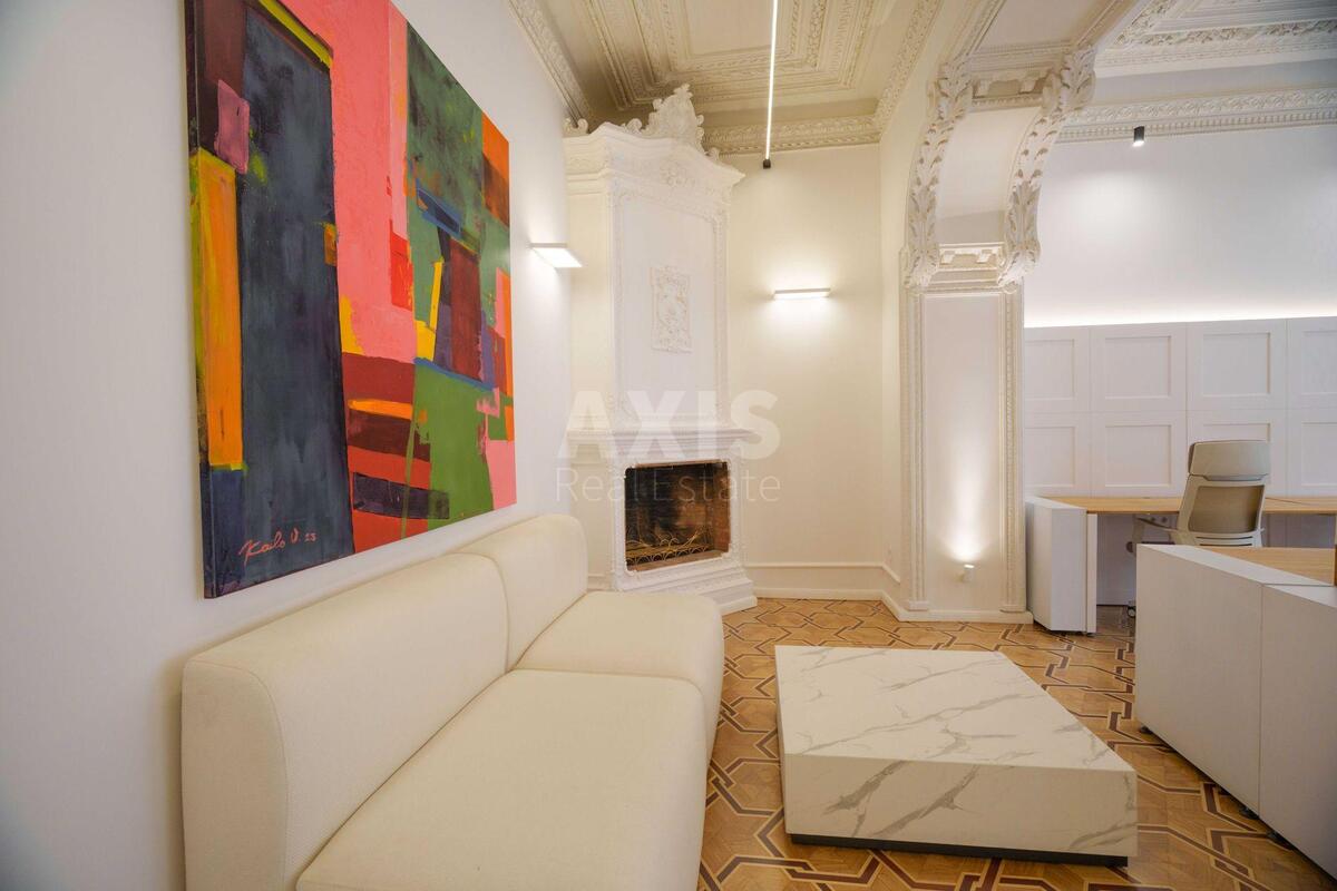 Office vul. Rustaveli Shota 22, 181m2631255