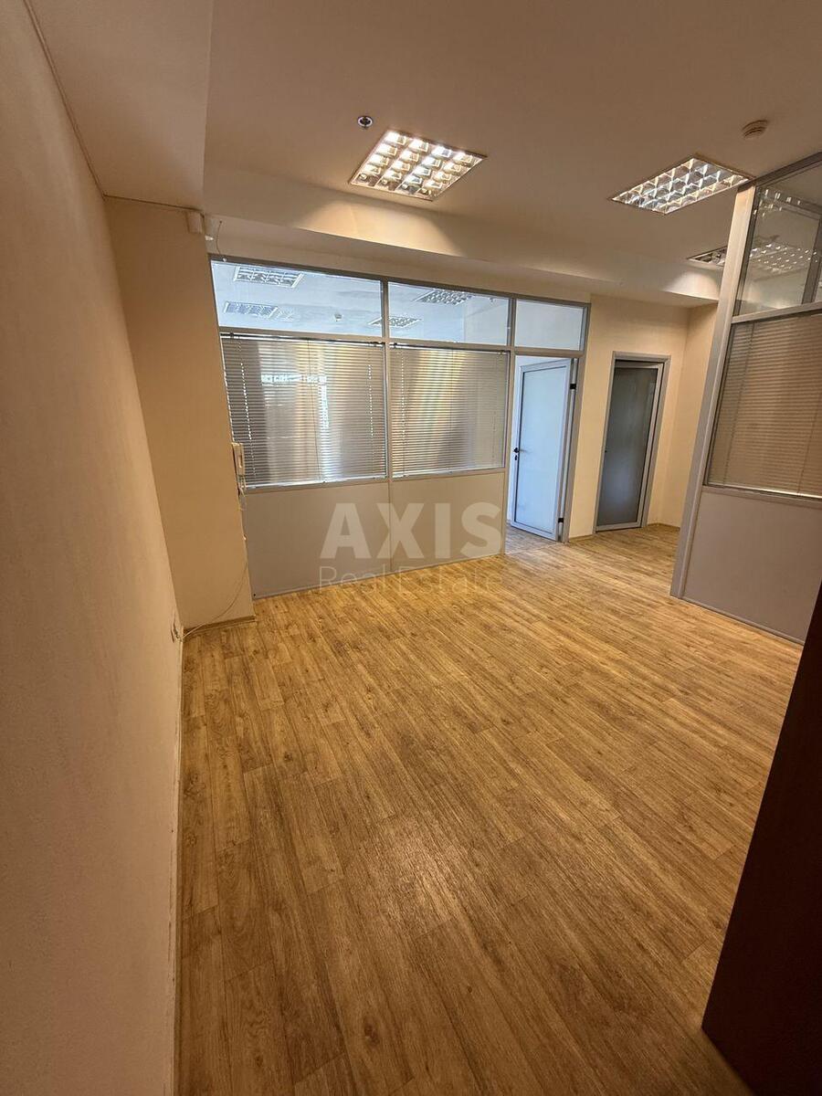 Office vul. Antonovycha 172, 165m2625211