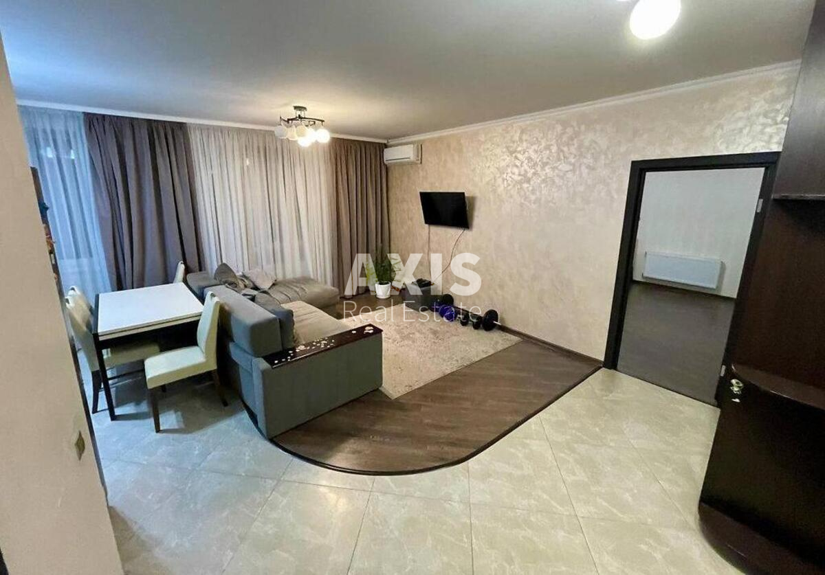 1k apartment prov. Moskovs'kyj 2І1