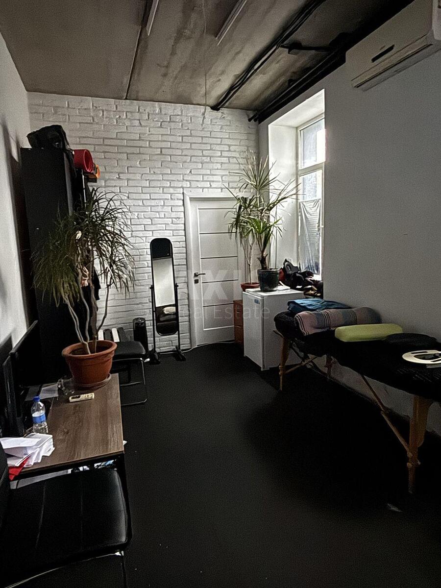 Trade object vul. Svitlyc'kogo 35, 152m2620617