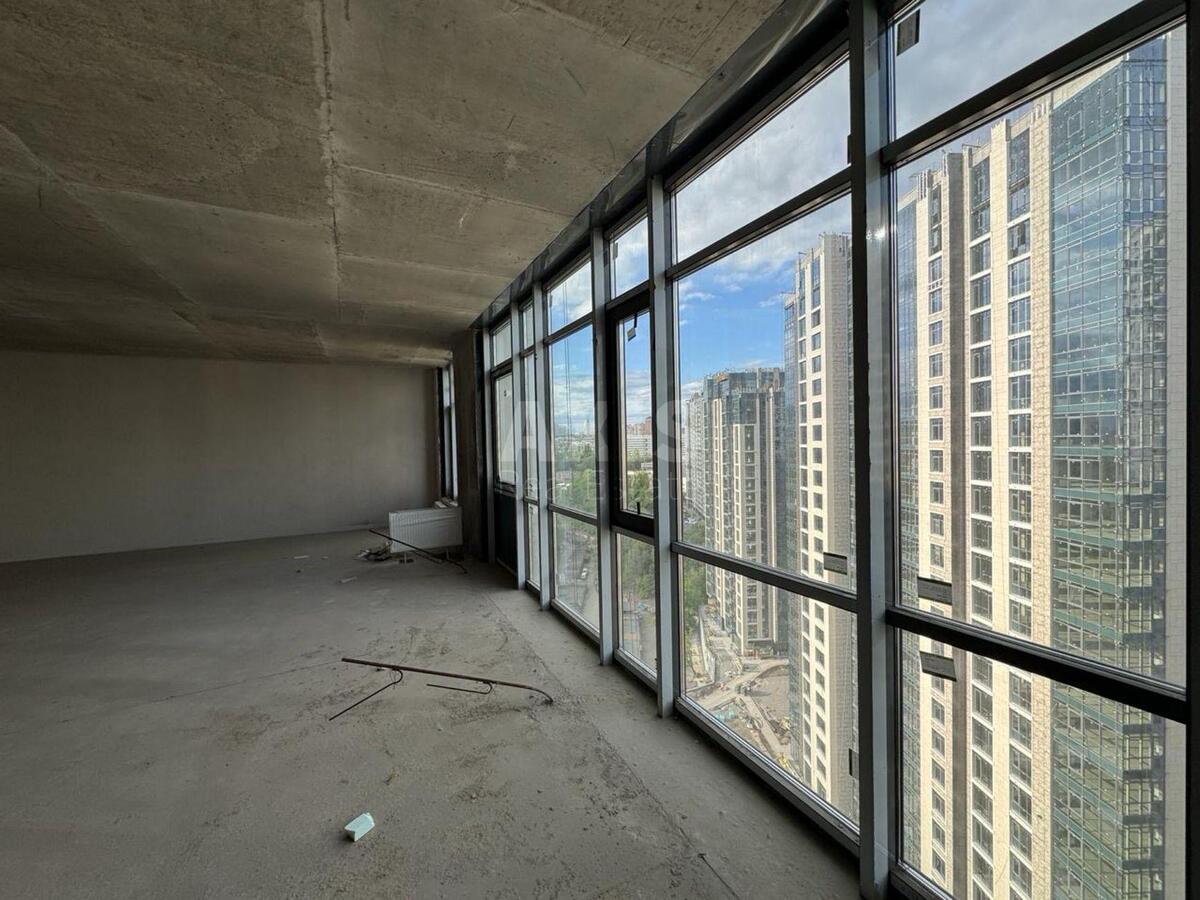 3k apartment vul. Dragomyrova Myhajla 184