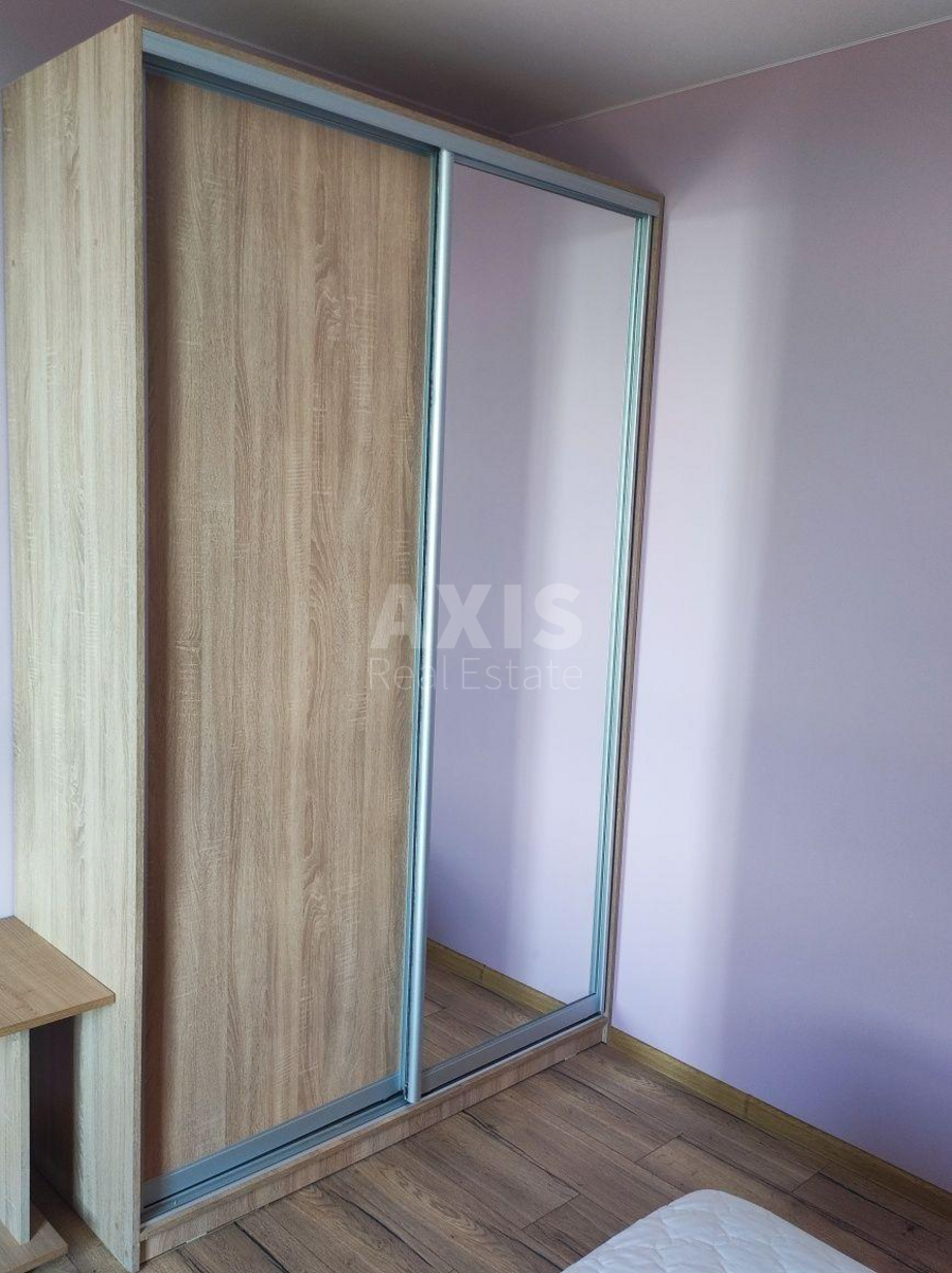 1k apartment vul. Grechka Marshala 40/124