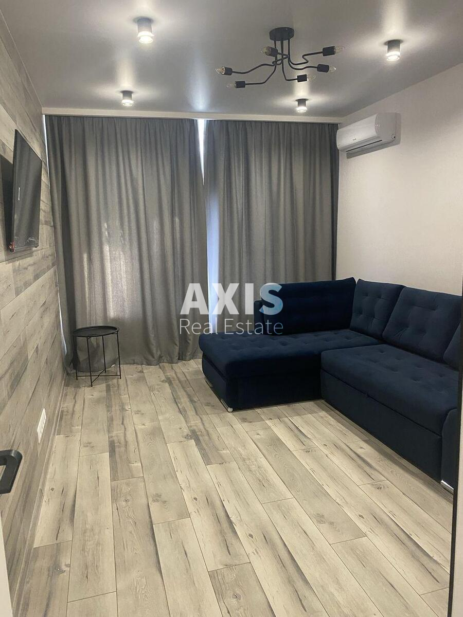 1k apartment pr-t Komarova Kosmonavta 9Б3