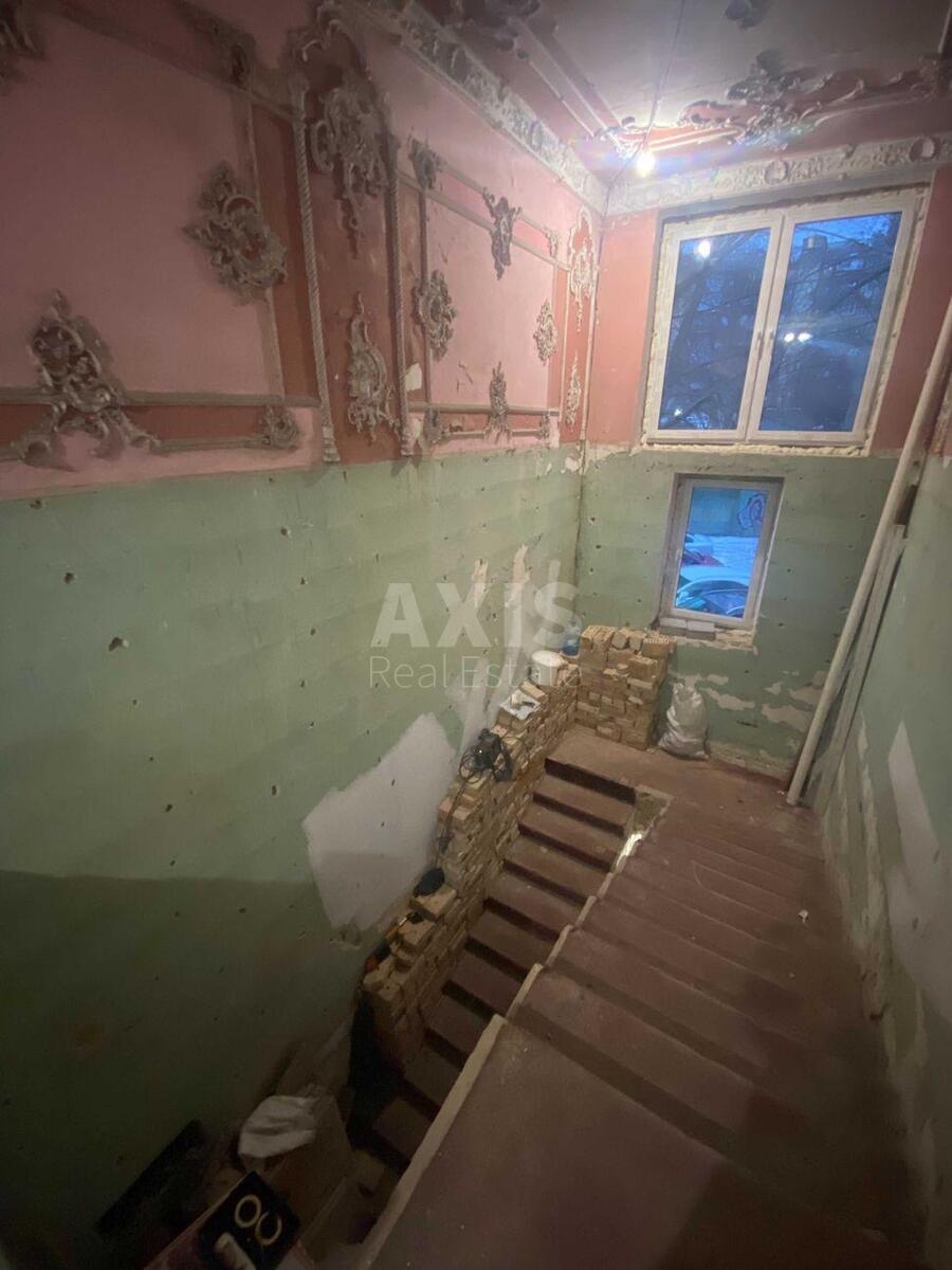 Service object vul. Antonovycha 125В, 330m212