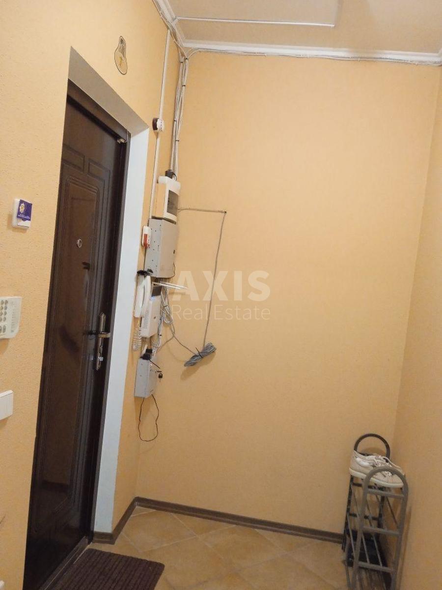 1k apartment vul. Pyrogovs'kogo Oleksandra 41