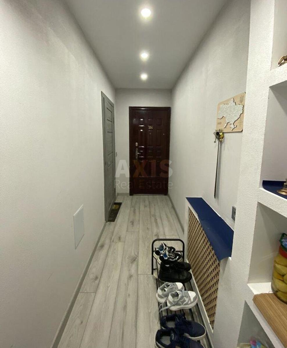 2k apartment vul. Myropil's'ka 15Б0