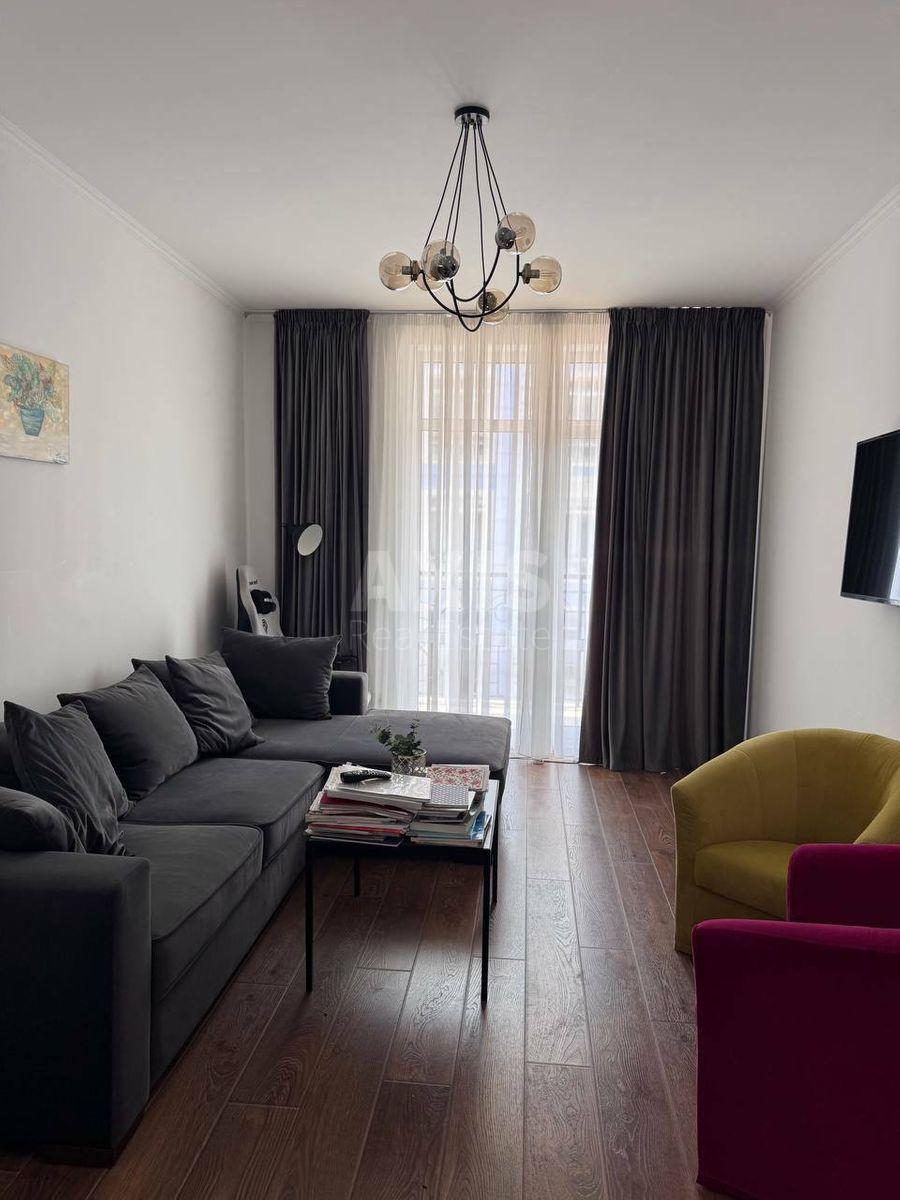 2k apartment vul. Degtjarna 71