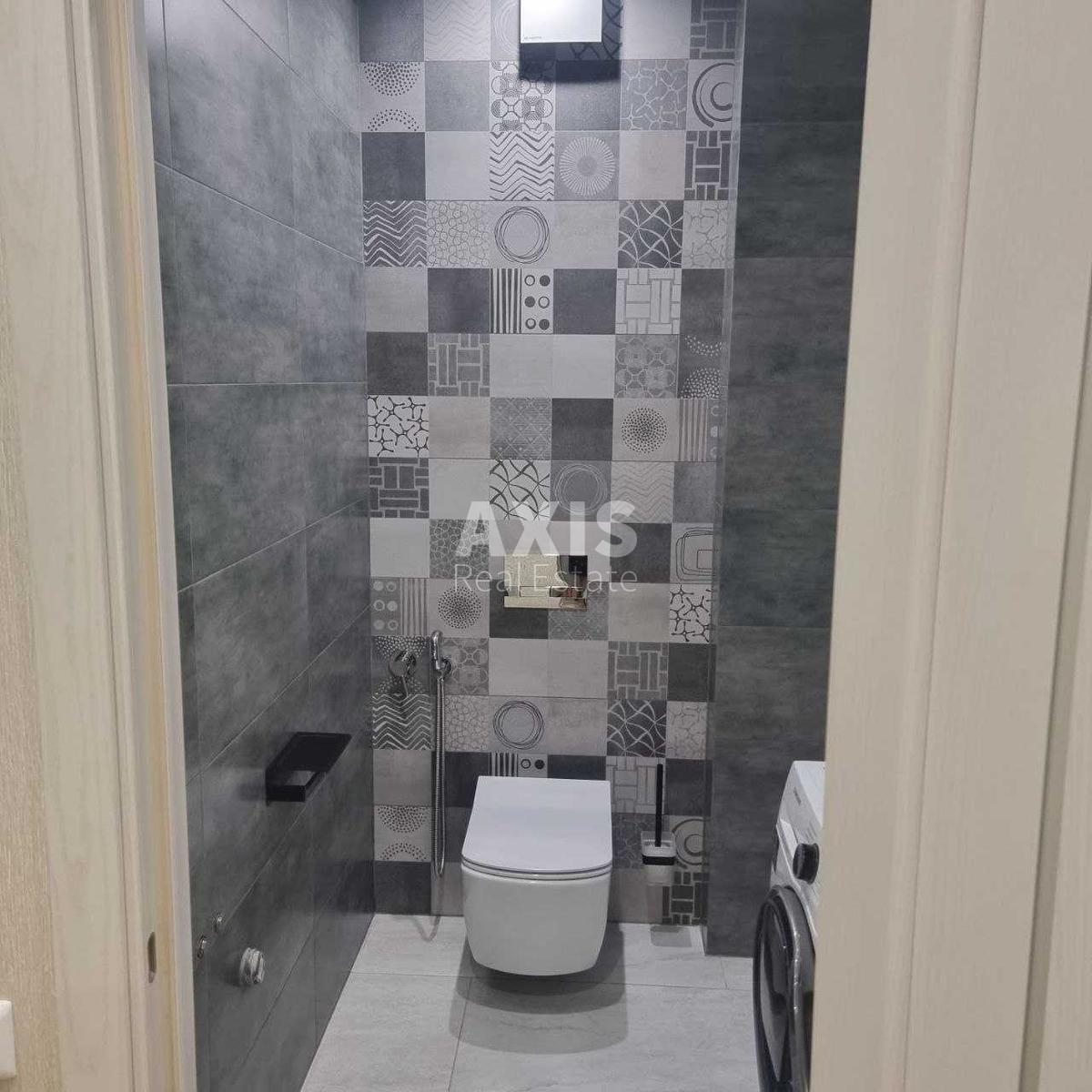 2k apartment vul. Lypkivs'kogo Vasylja Mytropolyta 354321510