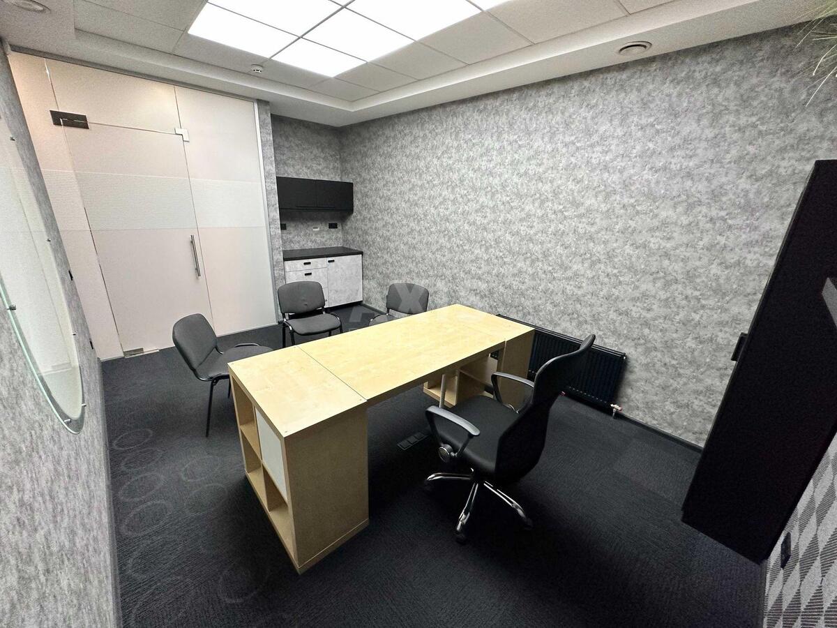 Офис ул. Евгения Коновальца 32Б, 100м24